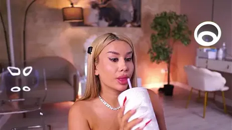 EvaZane webcam stripchat model stream image