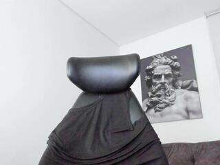 Simon Leon webcam model stream image