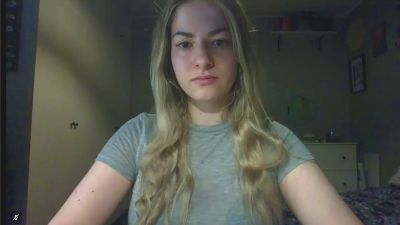 Rosie_June webcam cam4 model stream image