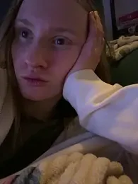 saint_cat25 webcam model stream image