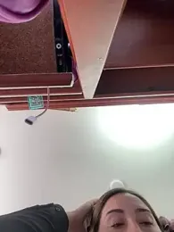 suzy-111 webcam model stream image