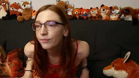 FinaFoxy webcam stripchat model stream image
