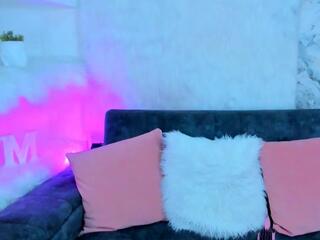 Mia Sinner webcam model stream image