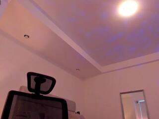 Chirs Morgan webcam model stream image