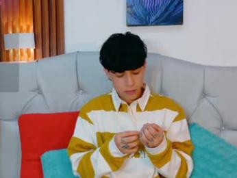 axel_evanss webcam model stream image