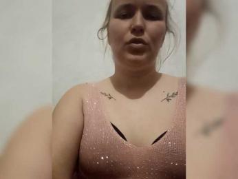 Dana18-1 webcam bongacams model stream image