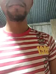 Reynold2608 webcam model stream image