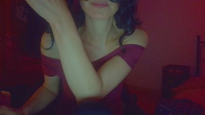 __nina webcam model stream image