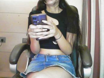 Payal-1-1 webcam model stream image