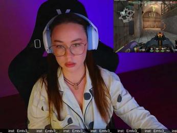 Emili1- webcam model stream image