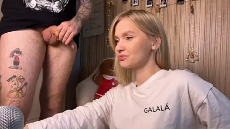 Adelovenick webcam model stream image