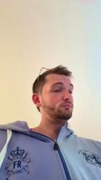 2b0yB0y webcam model stream image