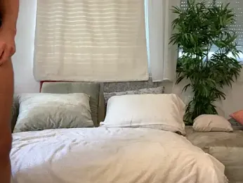 Malena525 webcam model stream image