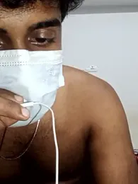 Flirtwithbeer webcam model stream image