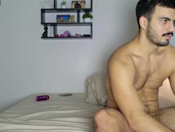 latinuycouple webcam model stream image