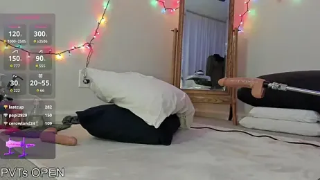 Peaches_N_Kreme webcam model stream image