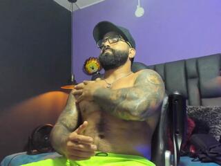 Leonidas Murphy webcam model stream image