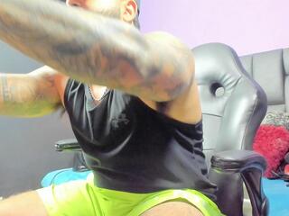 Leonidas Murphy webcam model stream image