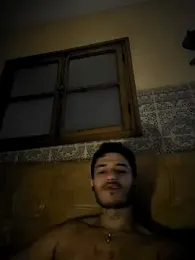 Thewildaliii0 webcam model stream image