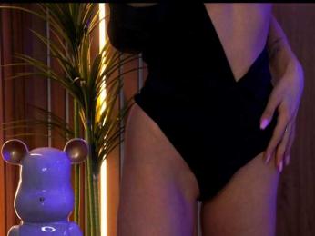EllyLynn webcam model stream image