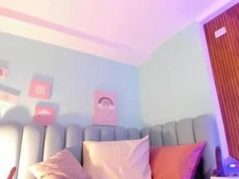 curvy_rousi webcam model stream image