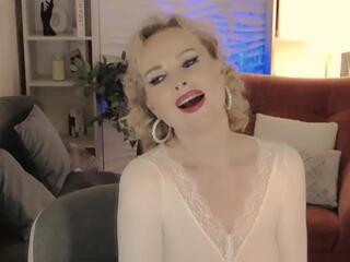 Sandra Kind webcam model stream image