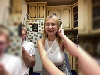 _Magic_ webcam bongacams model stream image