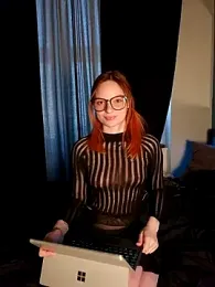 IceFoxy webcam model stream image