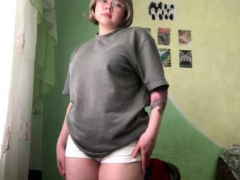 peachpuff webcam model stream image