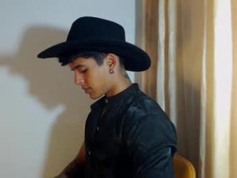 lewis_ly webcam model stream image