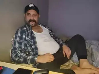 Biracikral webcam model stream image