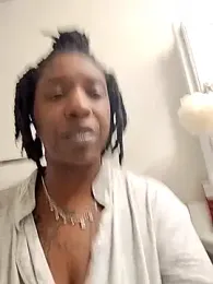 markquanna webcam model stream image