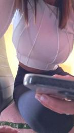 Ywett_Doll webcam cam4 model stream image