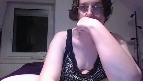 OIseauNoir88 webcam model stream image