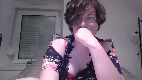 OIseauNoir88 webcam model stream image