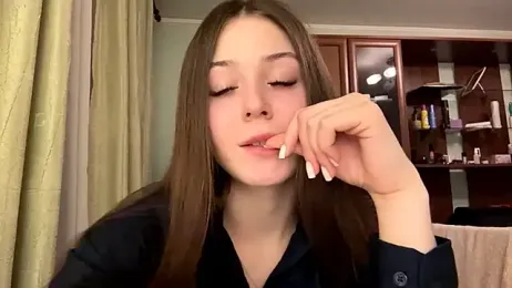 Adel_strongwoman webcam model stream image