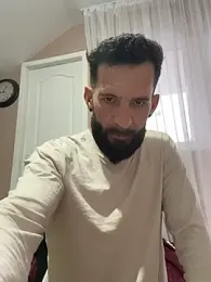 Michel_huge webcam model stream image