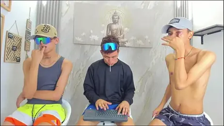 VERY_HOT_GUYS webcam model stream image