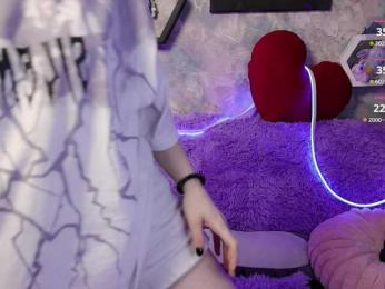 Yunakiss webcam bongacams model stream image