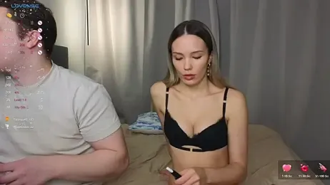 W___ webcam model stream image