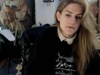 katiecutie_5 webcam chaturbate model stream image