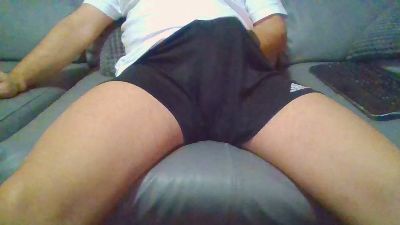 __tatari__ webcam model stream image