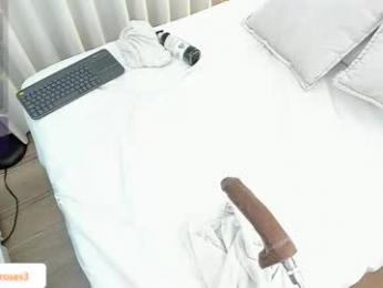 angiee_roses webcam model stream image