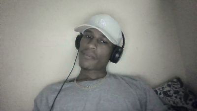 Bumbsyrasberry webcam model stream image