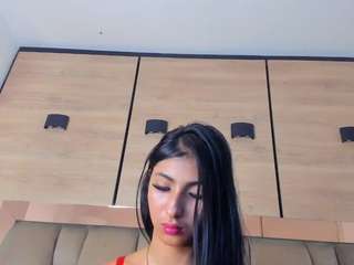 karol-lewiss webcam model stream image