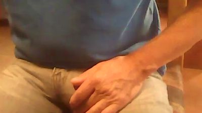 TUYOh webcam model stream image