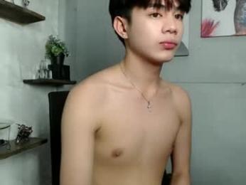 only_mau webcam model stream image