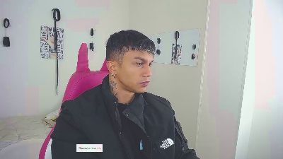 Leonard_Price webcam model stream image