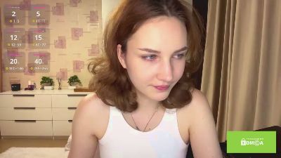 RoslynAngviano webcam model stream image