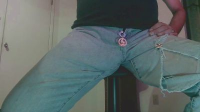 hungpisspig webcam model stream image